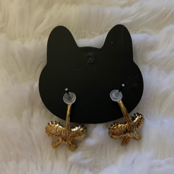 3 for 10 EARRINGS - gold bow pearl - Picture 4 of 4